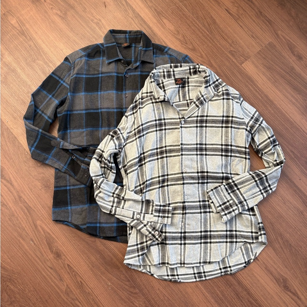 Men's Plaid Button-Up Shirts x2